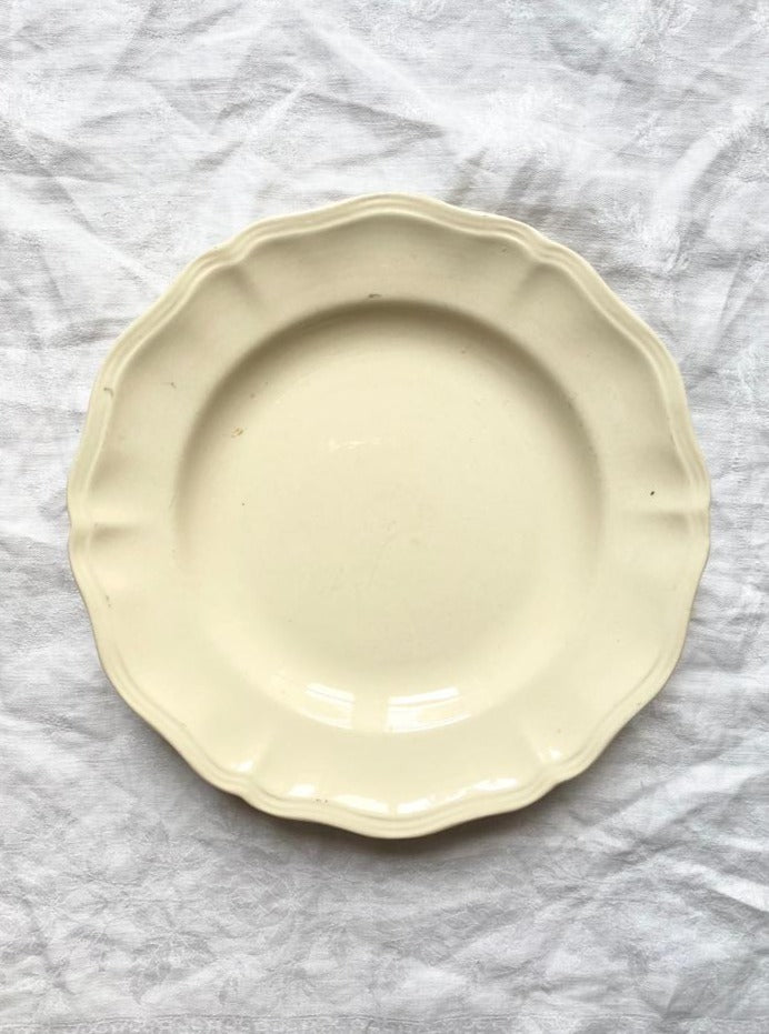 Assiette sur pied Sarreguemines classique