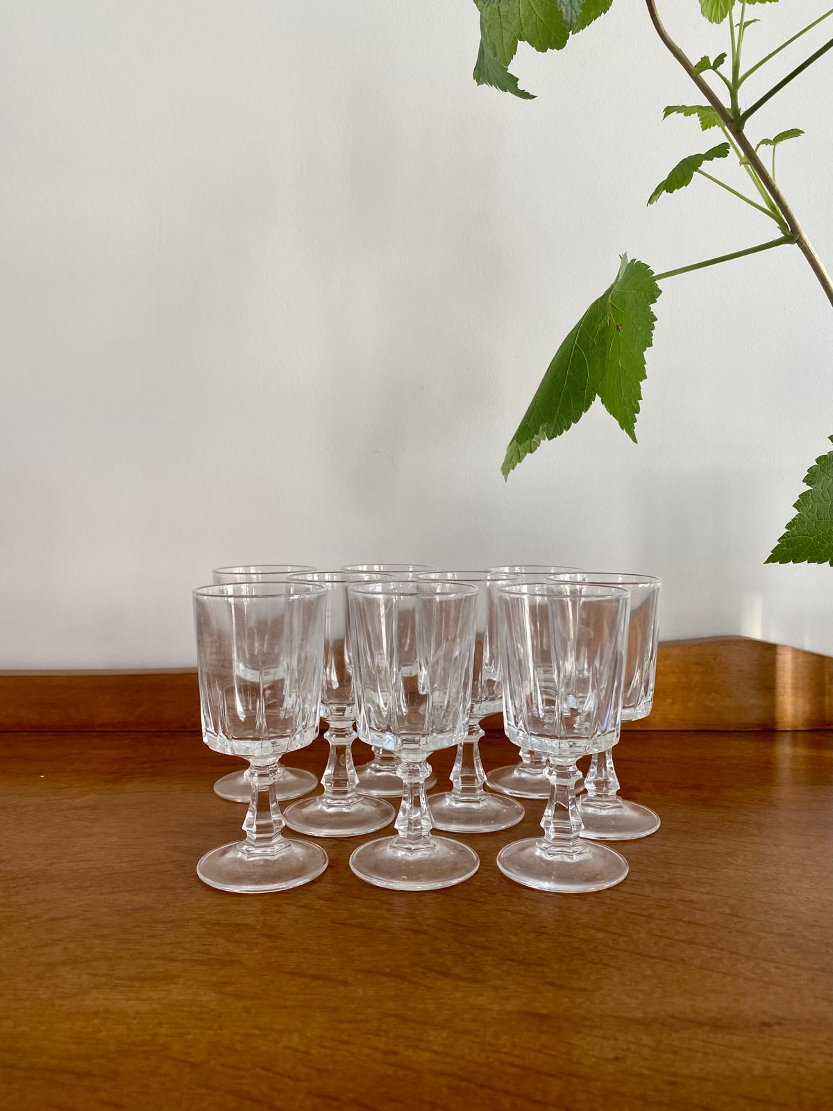 Lot de 9 verres à liqueur Louvre de Cristal d'Arques