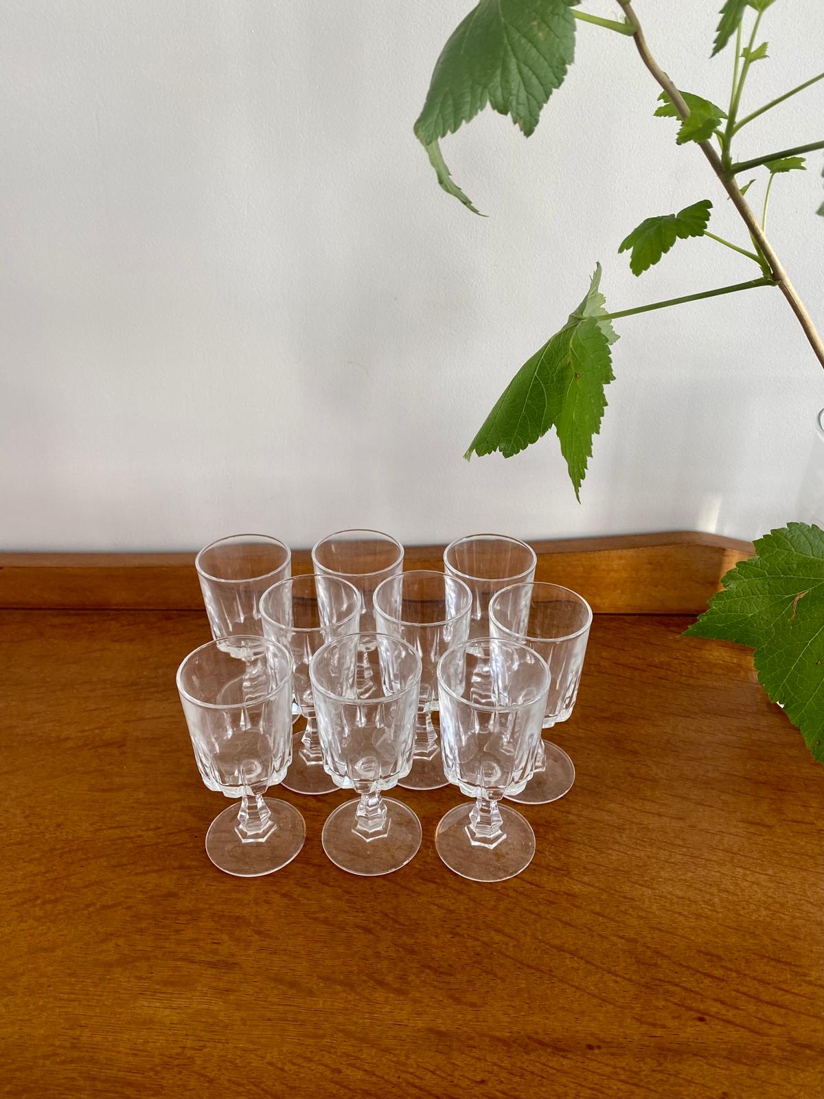 Lot de 9 verres à liqueur Louvre de Cristal d'Arques