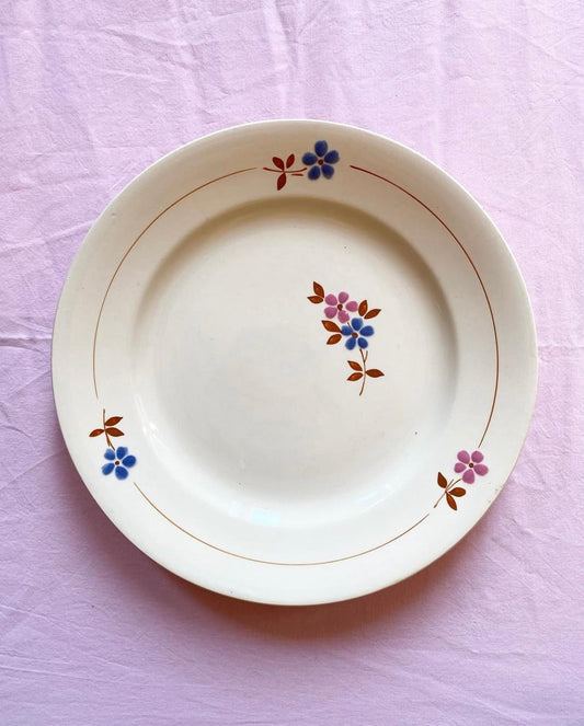 Plat rond Moulin des Loups fleurs bleues et roses