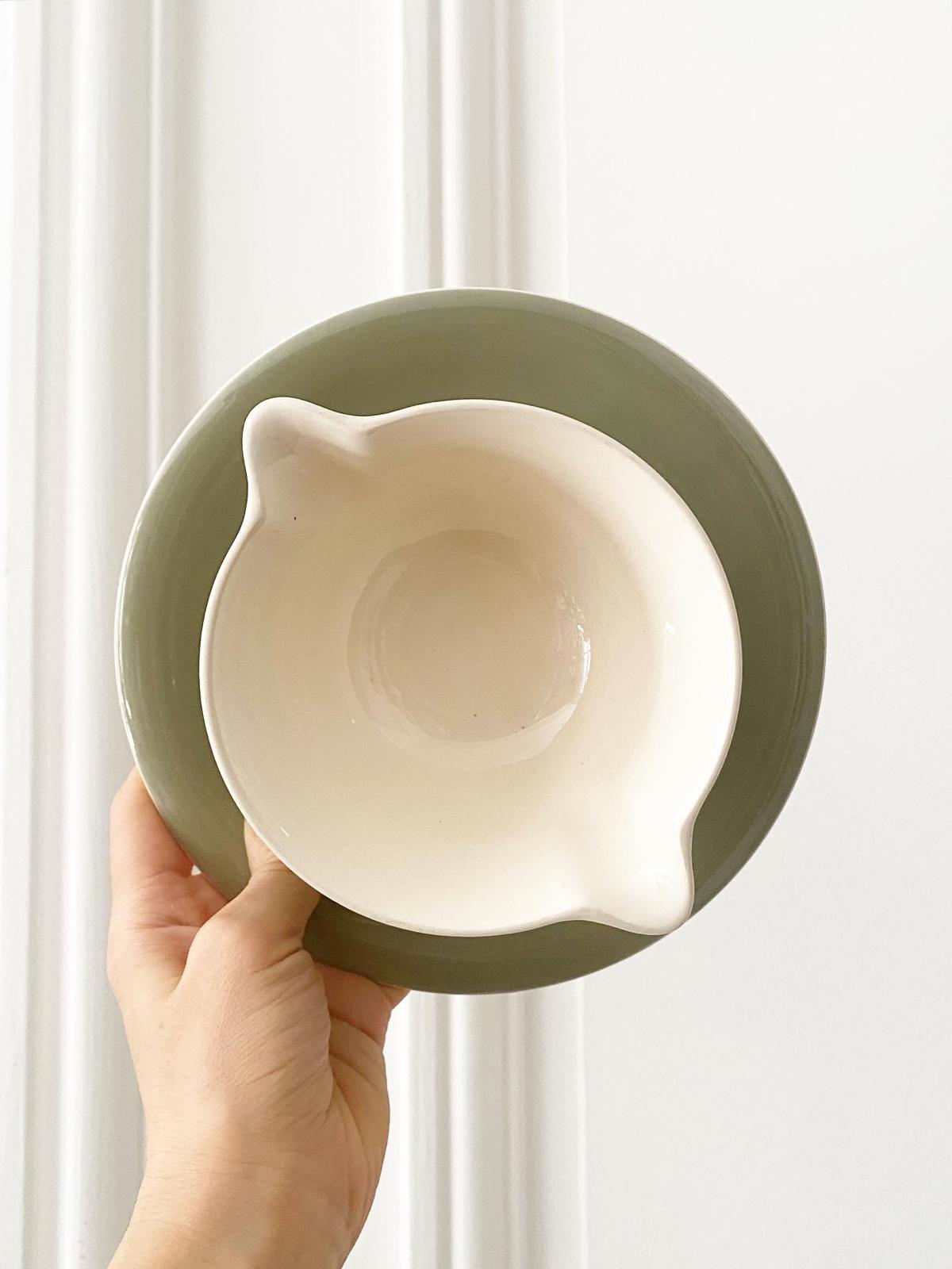 saucière en porcelaine verte