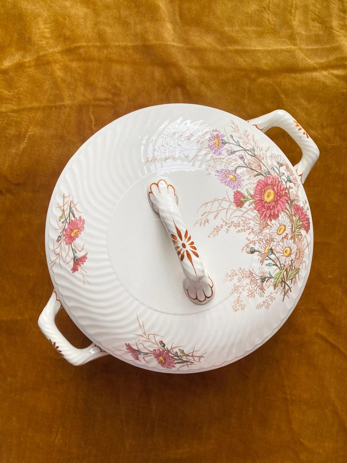 Soupière Reine Marguerite Lunéville