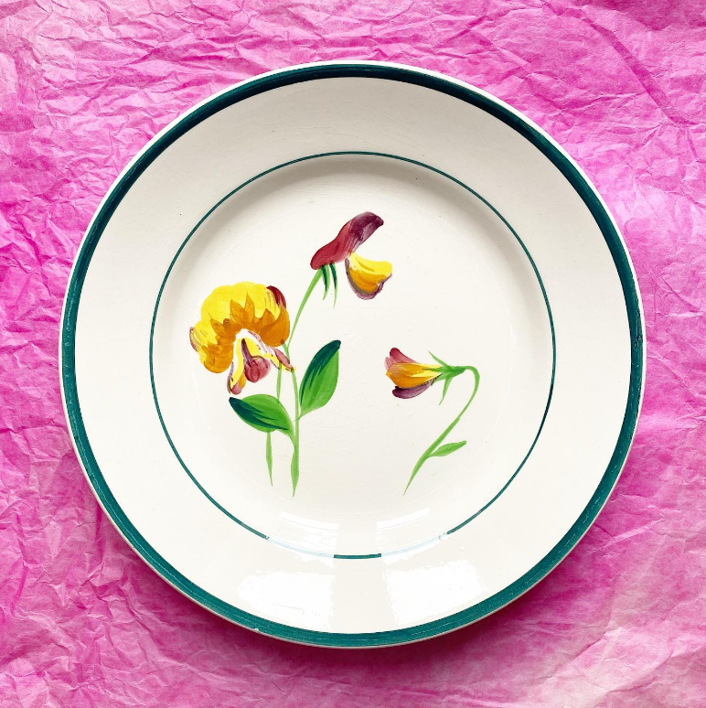 Assiette plate modèle Rinic de Longchamp