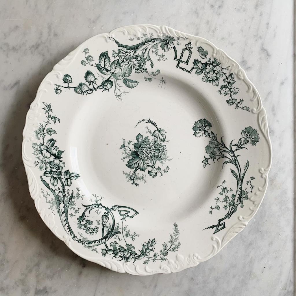 Assiette Chantrey terre de fer anglaise ironstone