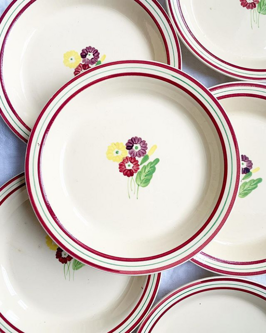 Assiettes à dessert peintes main non estampillées