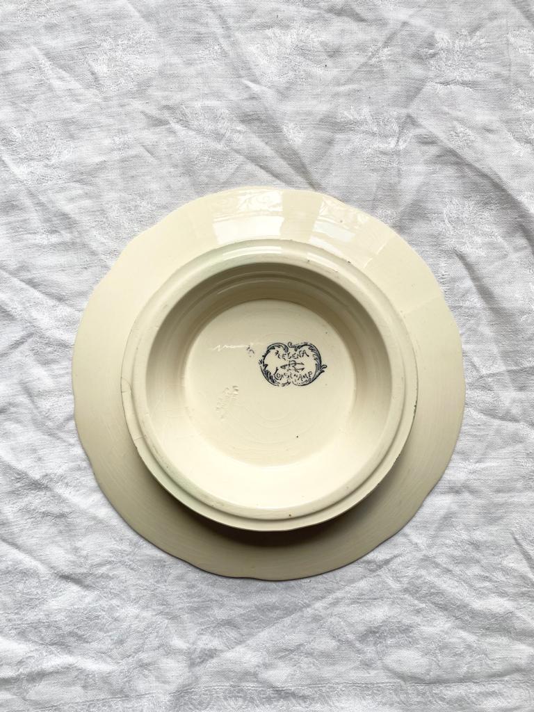 Assiette sur pied Héléna de Longchamp
