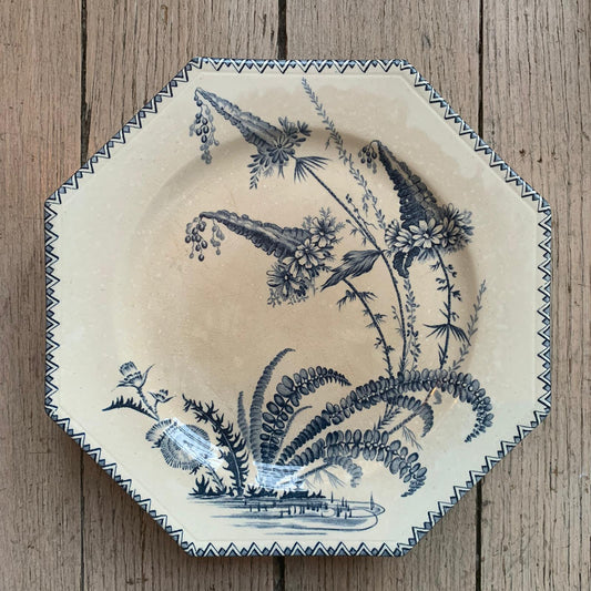 Assiette sur pied modèle Indiana terre de fer