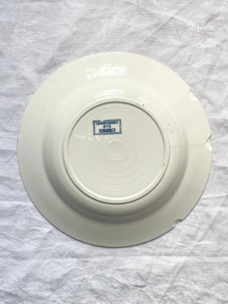 Assiette terre de fer creuse Carmen