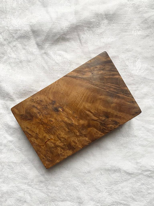 Boite en bois, loupe