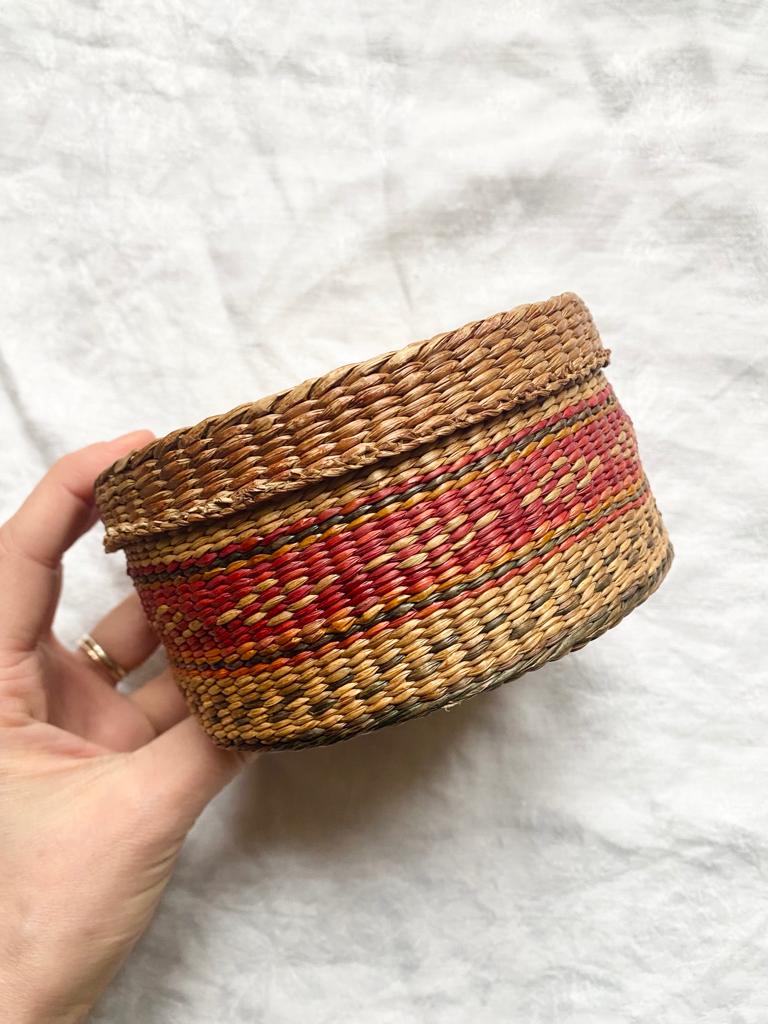 Boite en fibre tressée