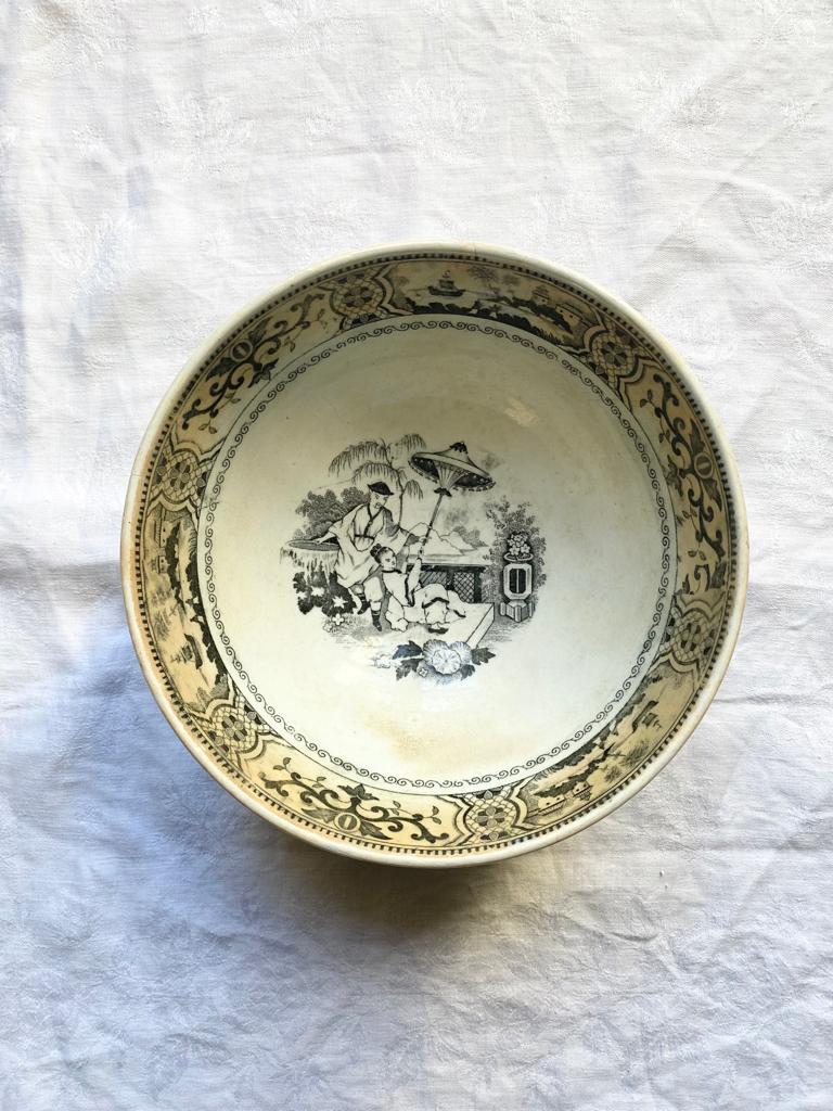 Bol vintage terre de fer Pajong Petrus Regout & Co