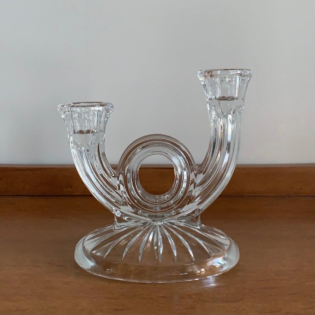Bougeoir vintage en verre moulé