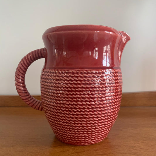 Broc rouge Sarreguemines décor tressé