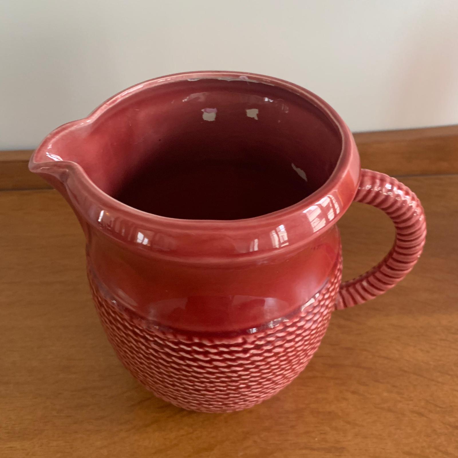 Broc rouge Sarreguemines décor tressé