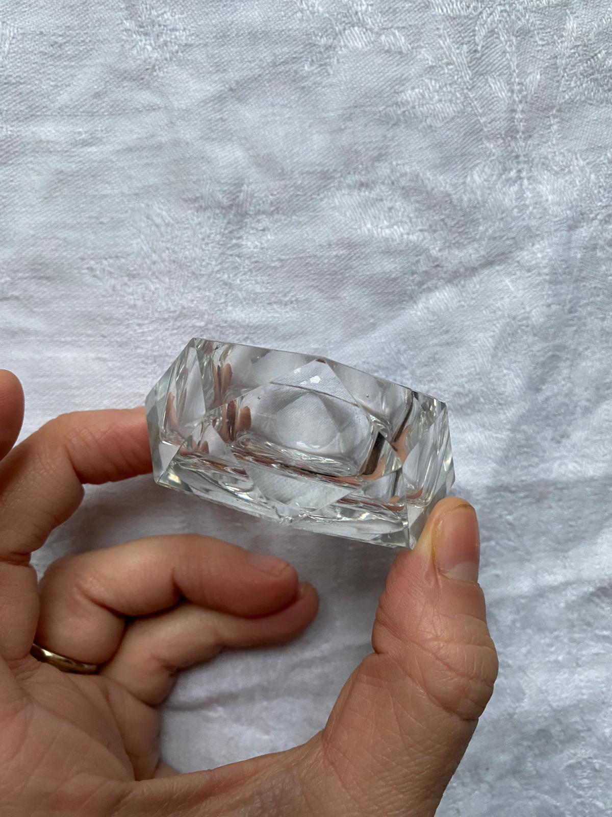 Duo de salerons en verre moulé SV