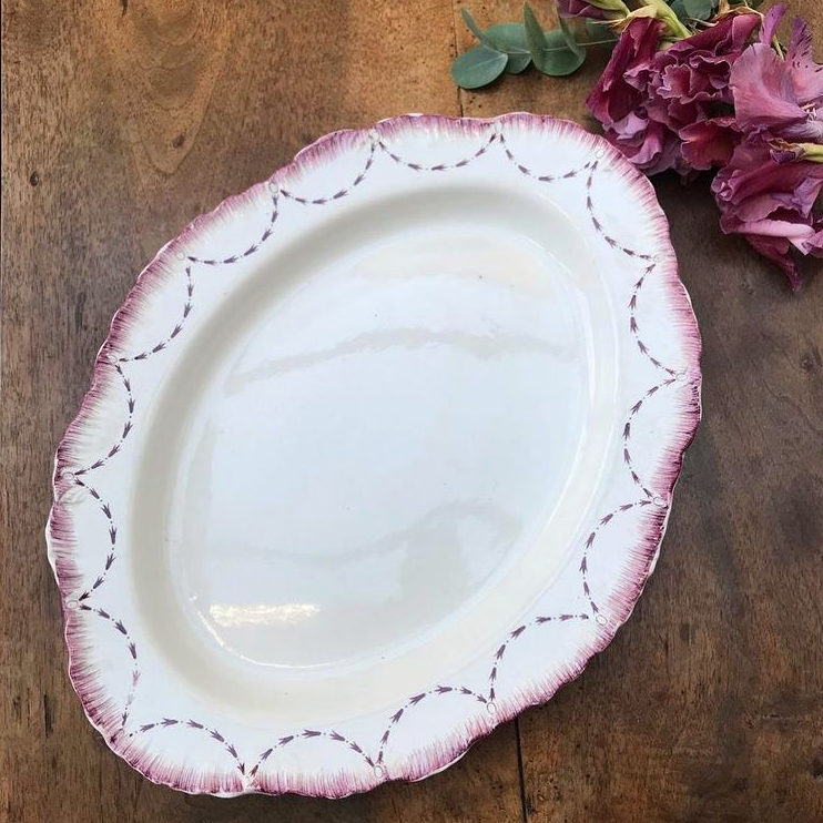 Grand plat en terrre de fer ironstone Garnier Etruria Wedgwood