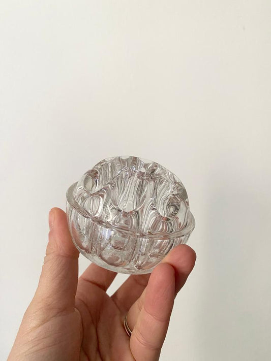 Pique fleurs en verre moulé 9 trous made in France