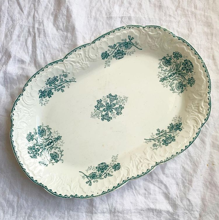 Richelieu plate on sale
