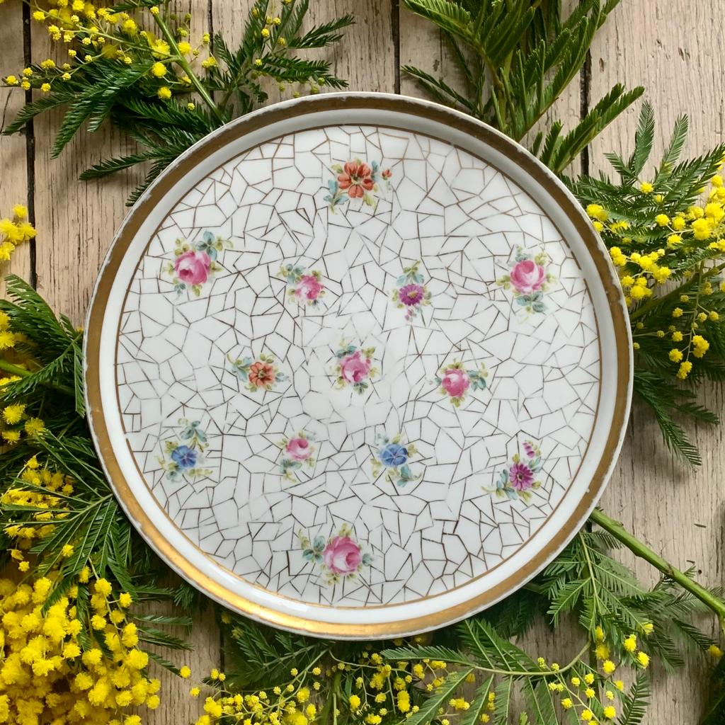 Plat à tarte en porcelaine effet Kintsugi