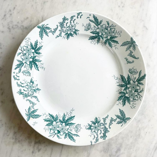 Plat rond terre de fer Anémone St Amand vert