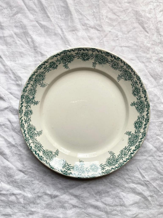 Plat rond terre de fer Argenton St Amand