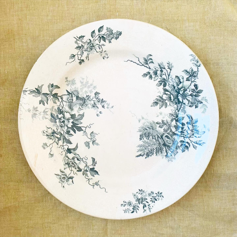 Plat terre de fer Avellan Choisy le Roi