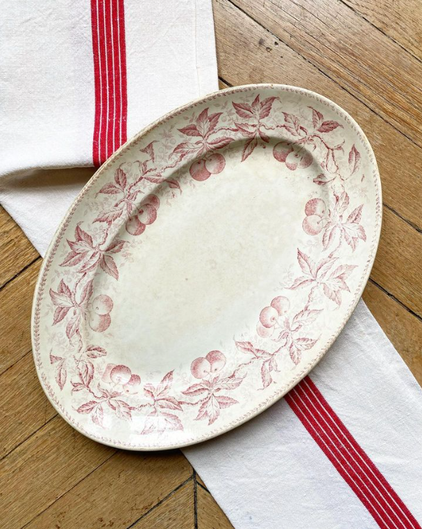 Plat terre de fer cerises Badonviller
