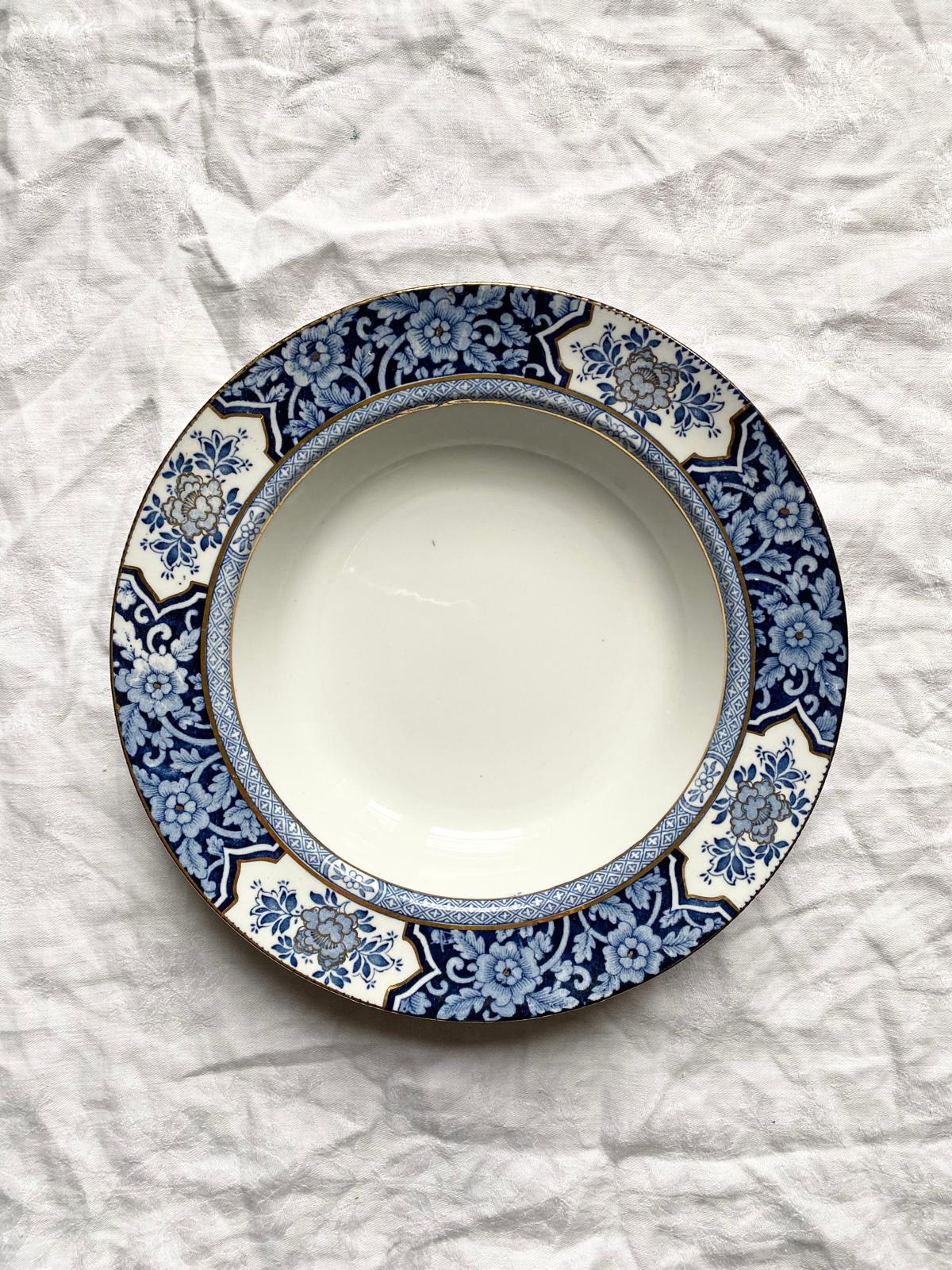 Assiette creuse faïence anglaise Khotan de Wood & Sons