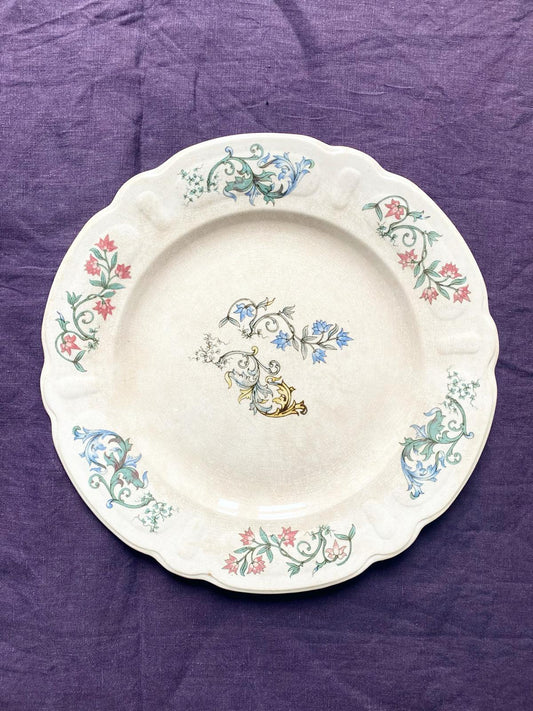 Assiette plate en terre de fer polychrome HB Choisy le Roi