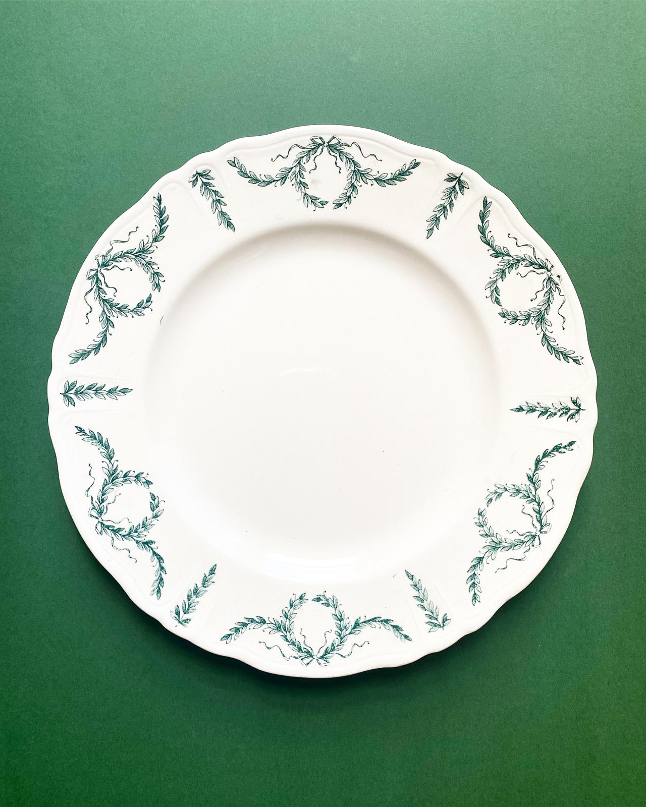 Assiettes plate terre de fer Villey Longchamp