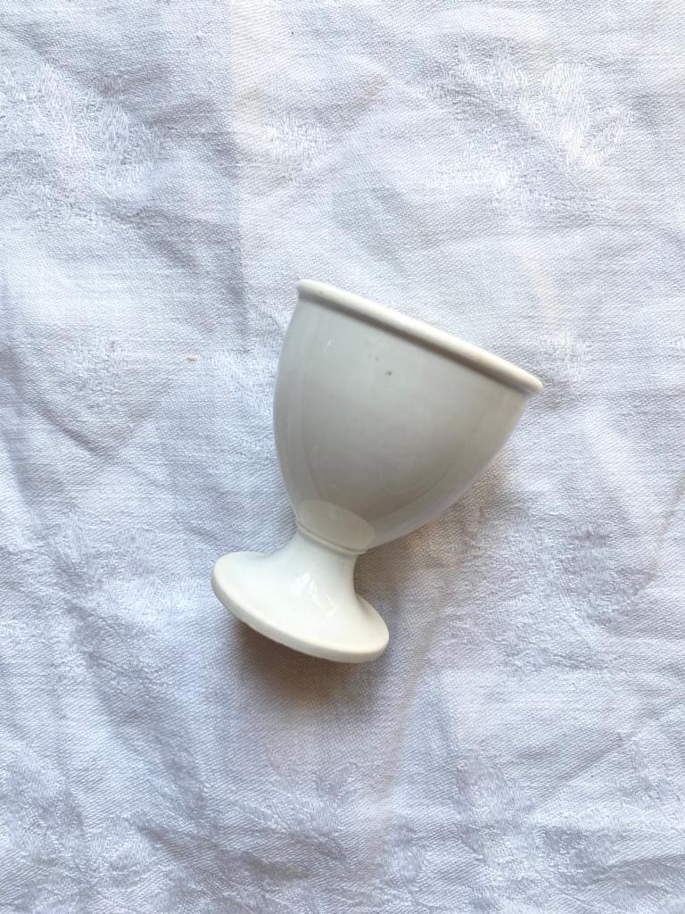 Assiette terre de fer Creil et Montereau décor primevère XIX Assiette terre de fer Creil et Montereau décor primevère XIX