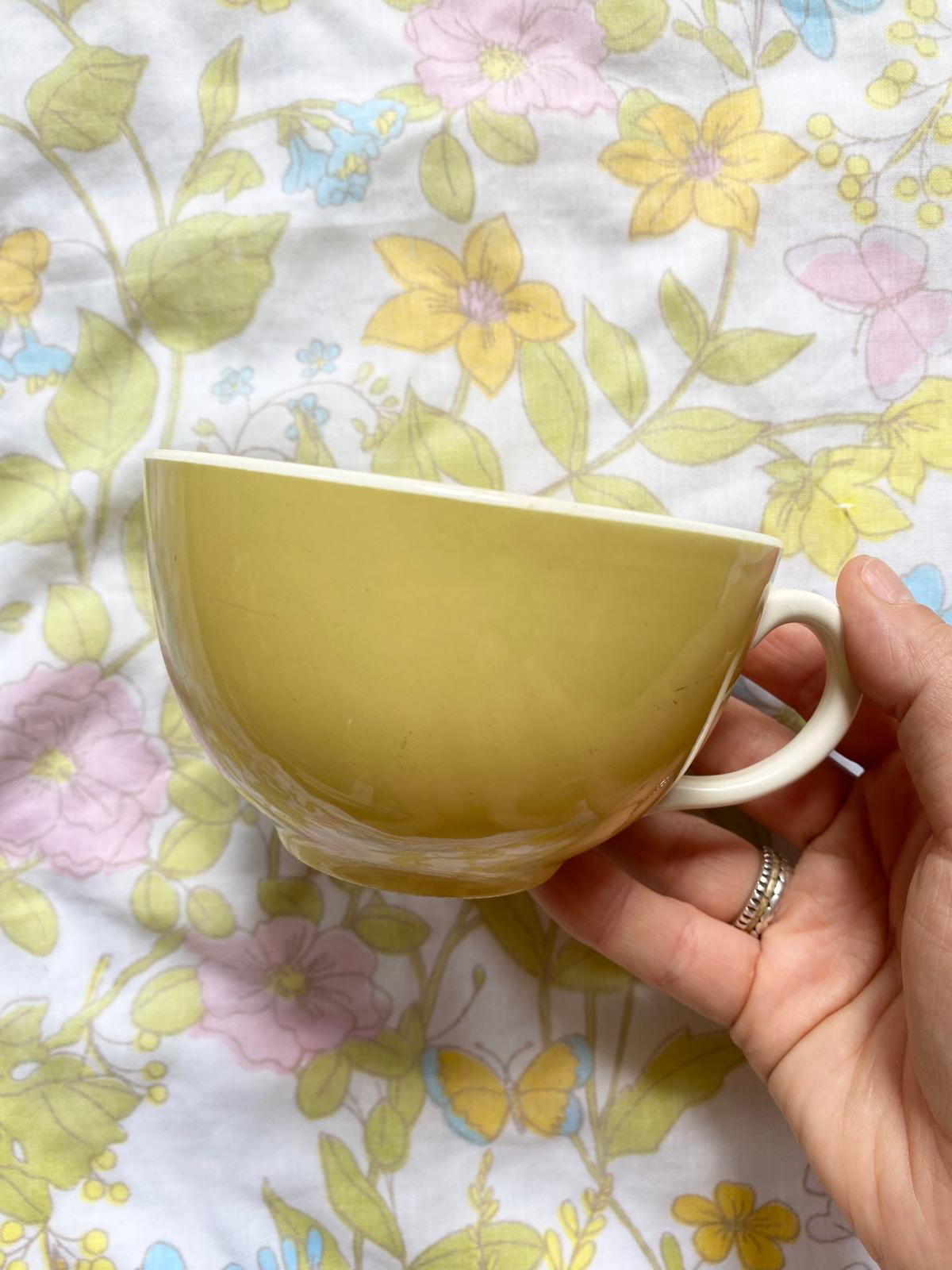 Tasse Villeroy et Boch jaune