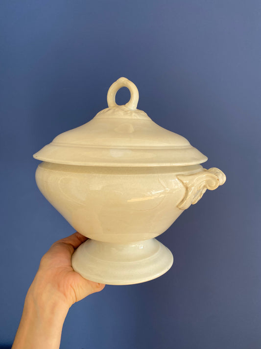 Soupière blanche Lunéville