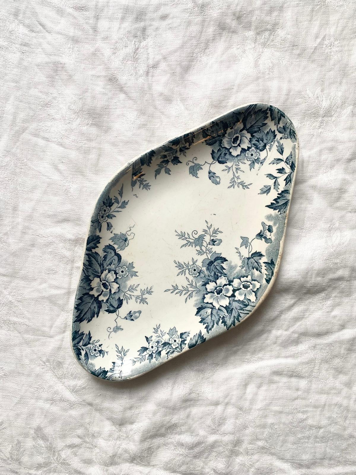 Ravier en terre de fer Marie-Louise de St Amand 