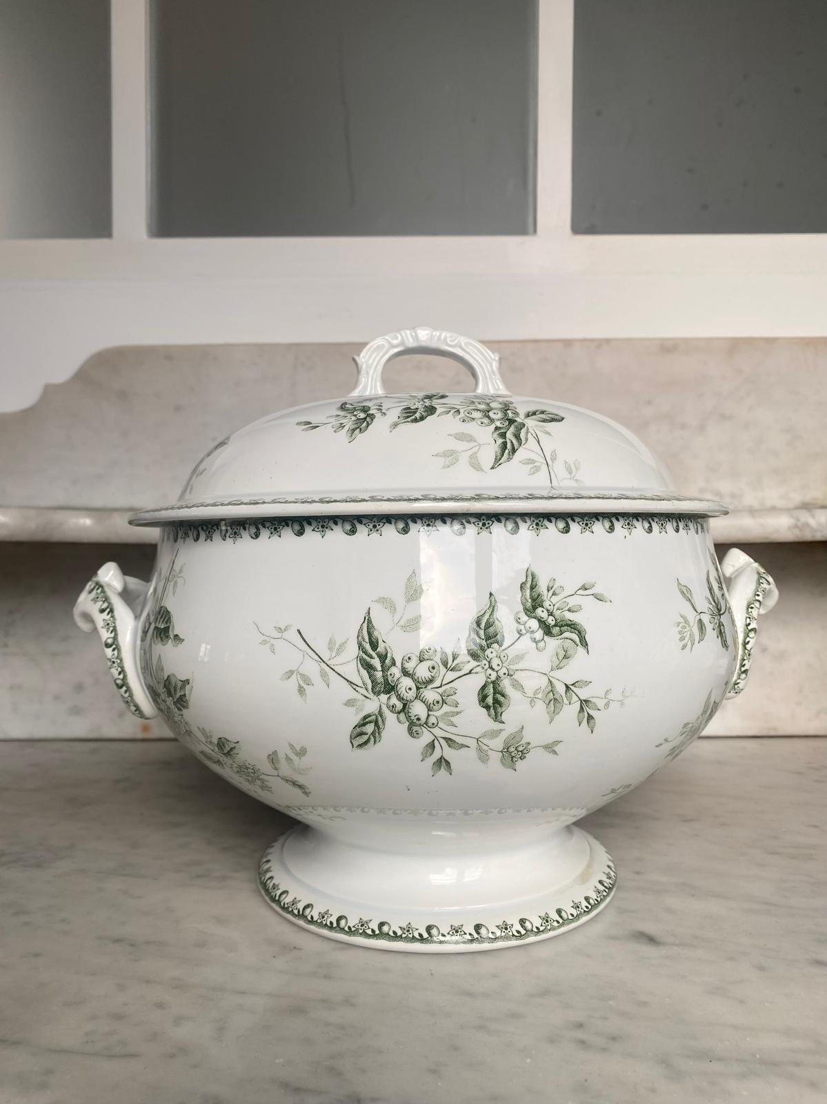 Soupière en terre de fer Caïffa de St Amand