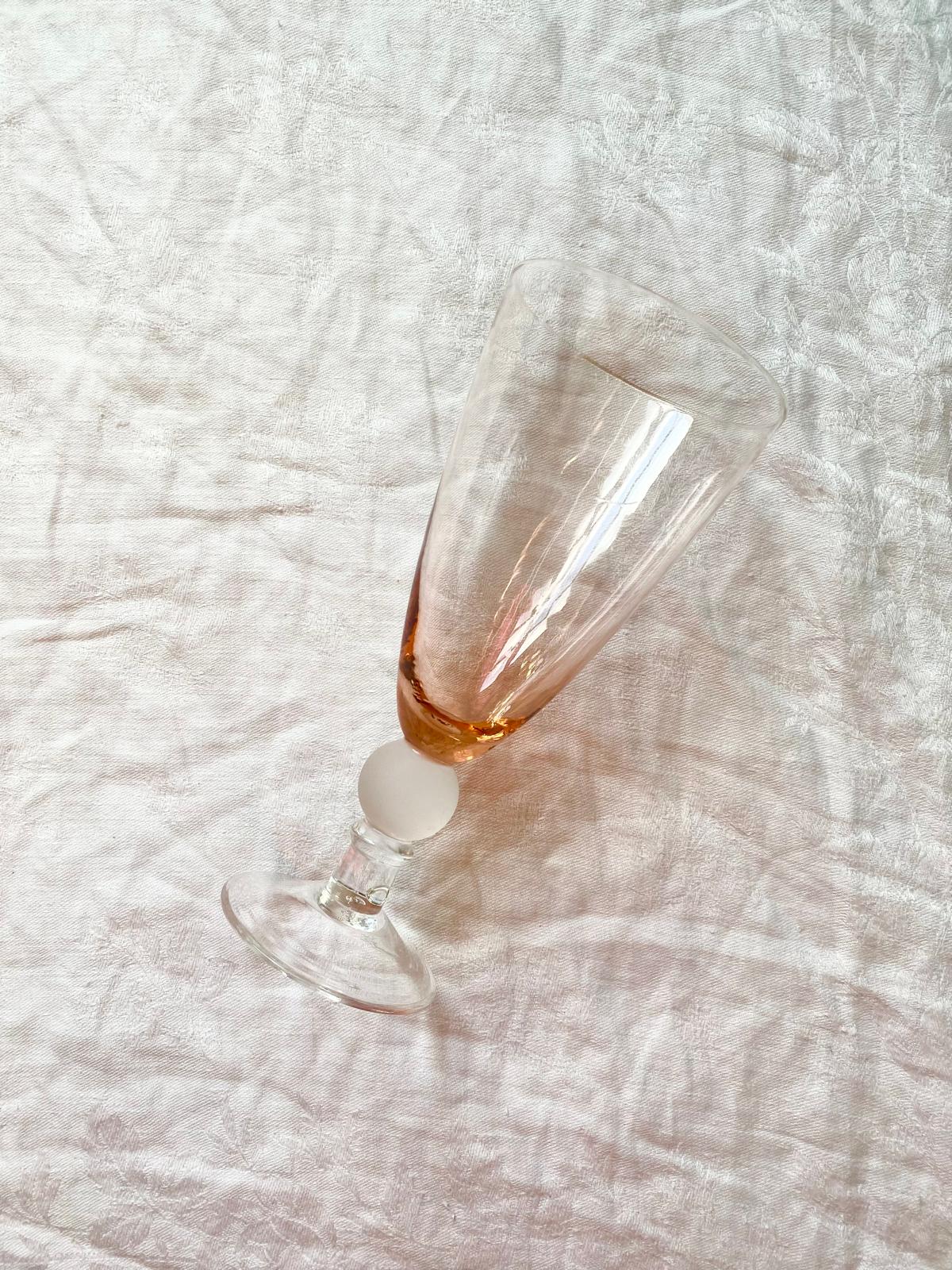 Rose et perle opaque