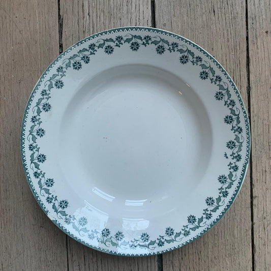 Assiette creuse modèle Georgette St Amand terre de fer