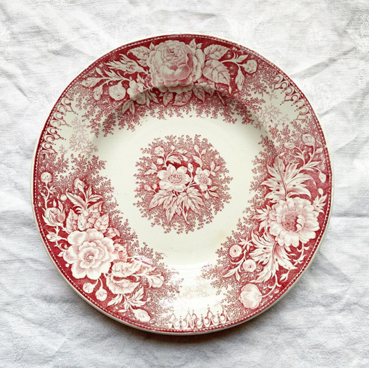 Assiette terre de fer rouge Fleurs Pexonne