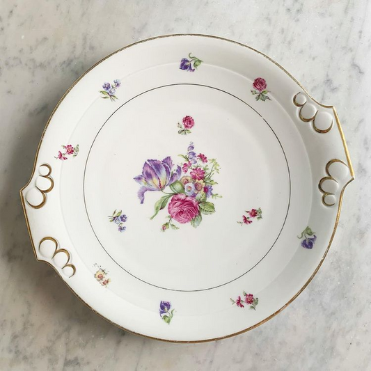 Plat à gateau fleuri en porcelaine de Limoges
